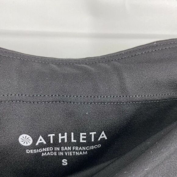Athleta Tight Run Free 7/8 Pockets - Picture 4 of 11